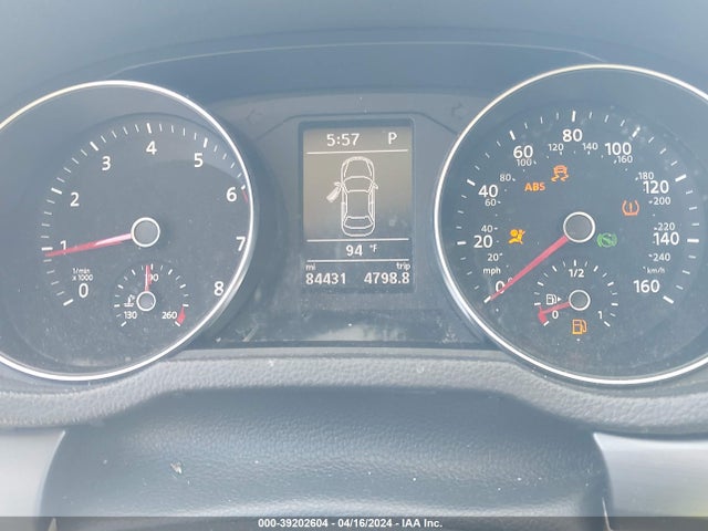 1VWDT7A31HC035762 Volkswagen Passat 1.8t R-line