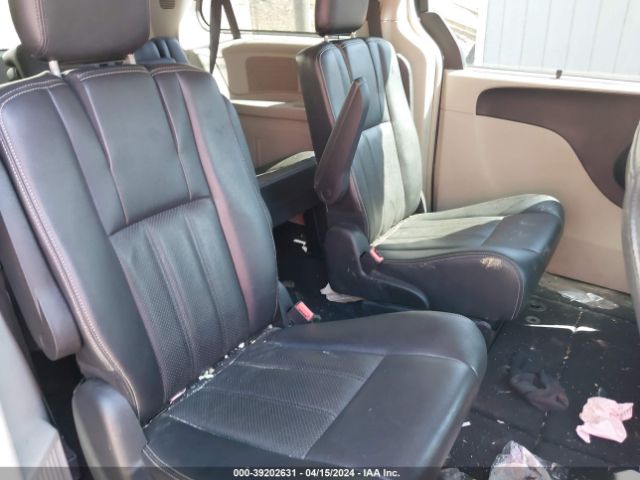 2C4RC1CG8ER233845 Chrysler Town & Country Touring-l