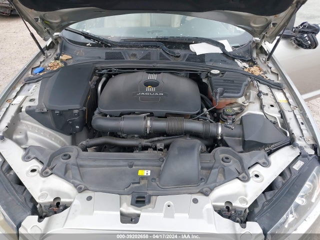 2013 JAGUAR XF SAJWA0ES3DPU04846 Photo 9