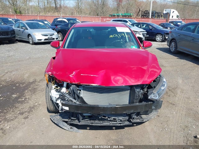 Hyundai ELANTRA SE 2018 5NPD74LF5JH379196 Image 12