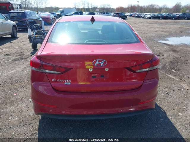 Hyundai ELANTRA SE 2018 5NPD74LF5JH379196 Image 16