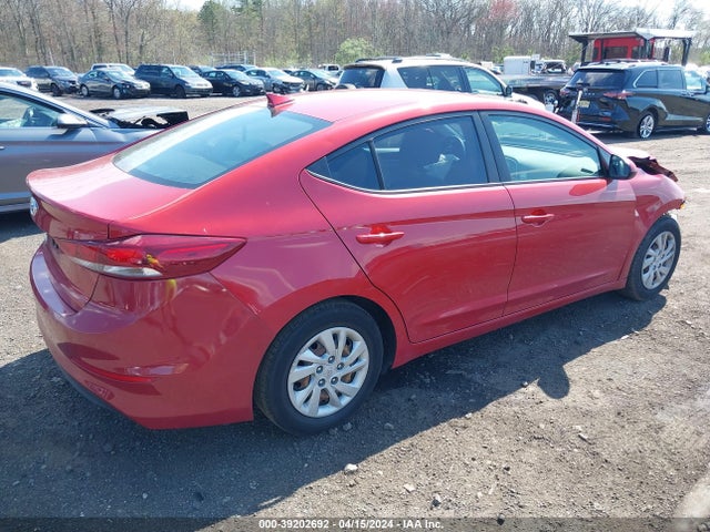 Hyundai ELANTRA SE 2018 5NPD74LF5JH379196 Image 4