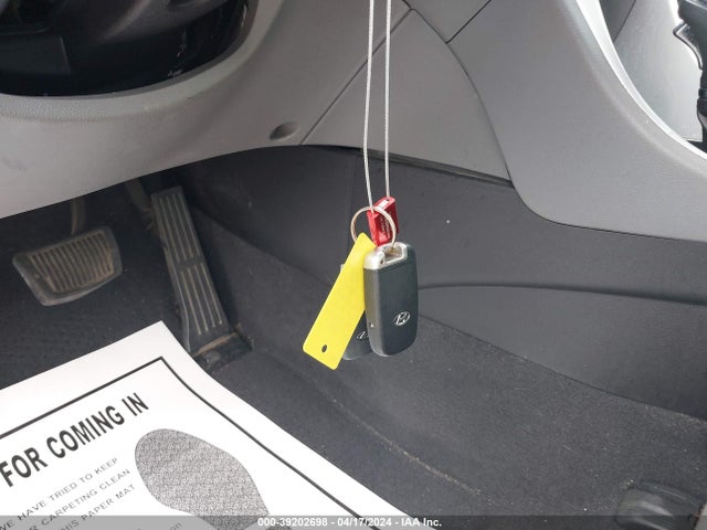 Hyundai SONATA HYBRID 2015 KMHEC4A40FA120367 Image 11