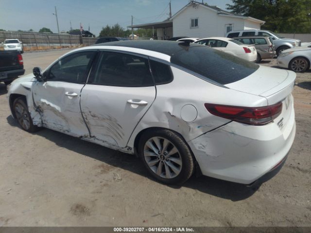 5XXGT4L3XJG236402 KIA Optima S