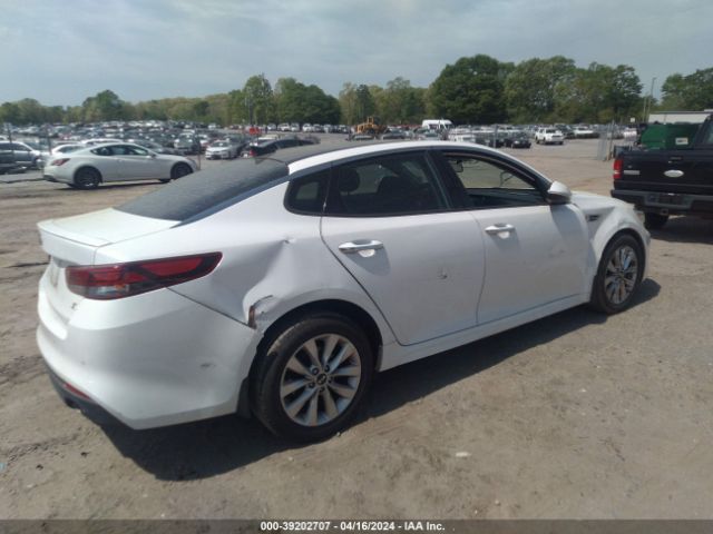 5XXGT4L3XJG236402 KIA Optima S