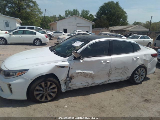 5XXGT4L3XJG236402 KIA Optima S