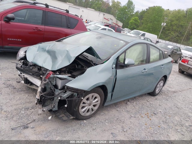Toyota Prius Le 2022 JTDKAMFU7N3165900 Image 2