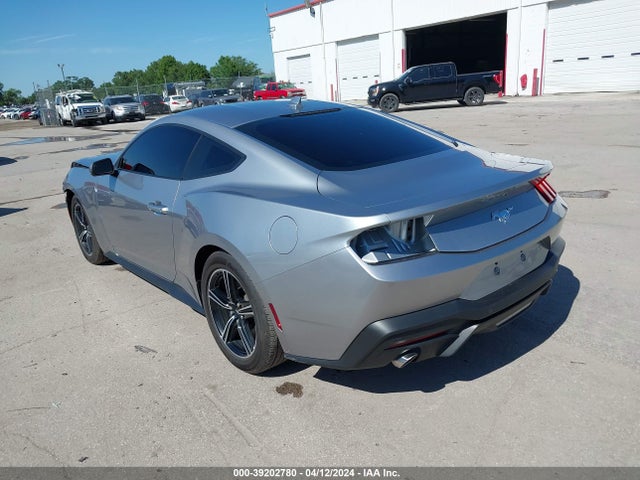 Ford Mustang Ecoboost Fastback 2024 1FA6P8TH6R5106478 Image 3