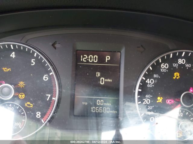 1VWAT7A3XFC037106 Volkswagen Passat 1.8t Wolfsburg Edition