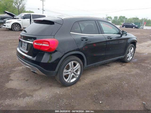 WDCTG4GB2FJ097383 Mercedes-Benz Gla 250 4matic