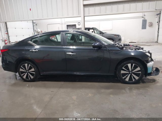 1N4BL4DV3MN329092 Nissan Altima Sv Fwd