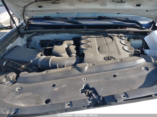 Toyota 4runner Limited 2014 JTEZU5JR7E5082983 Image 10