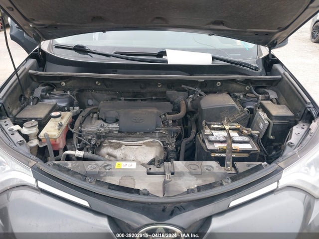 Toyota RAV4 LE 2017 JTMZFREV2HD094756 Image 10