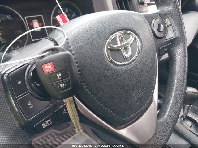 Toyota RAV4 LE 2017 JTMZFREV2HD094756 Image 11