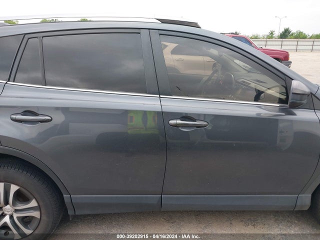 Toyota RAV4 LE 2017 JTMZFREV2HD094756 Image 13