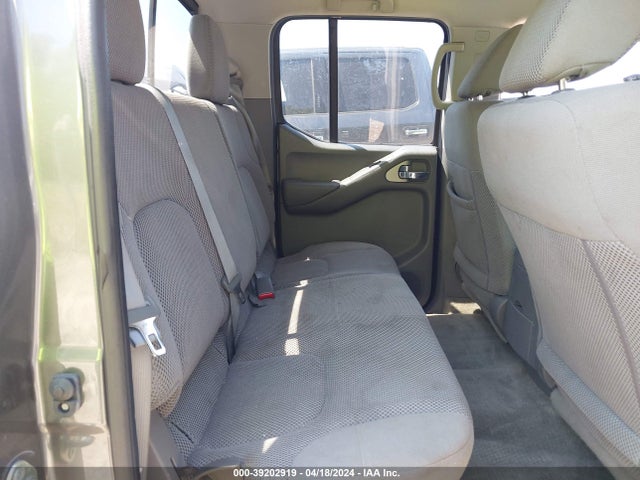 Nissan Frontier Sv 2017 1N6AD0ERXHN744832 Image 8