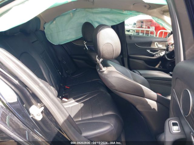 55SWF4JB1GU098983 Mercedes-Benz C 300 Luxury/sport