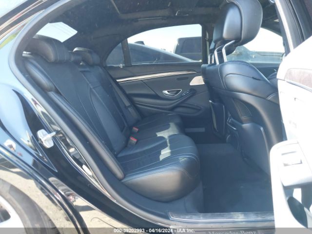 WDDUG8CB9FA188129 Mercedes-Benz S 550
