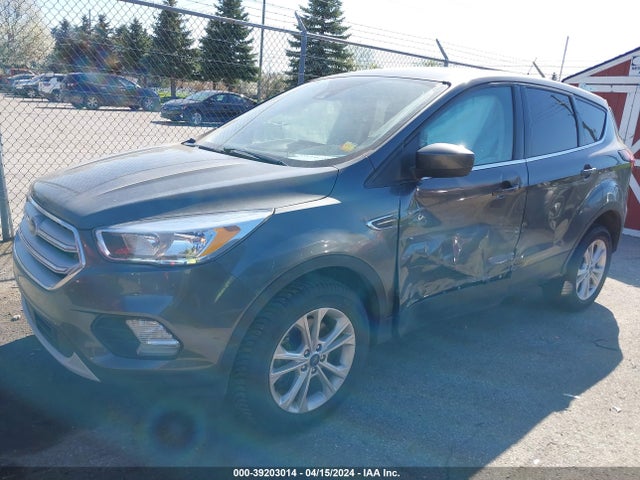Ford ESCAPE SE 2019 1FMCU9GD1KUB54643 Image 2