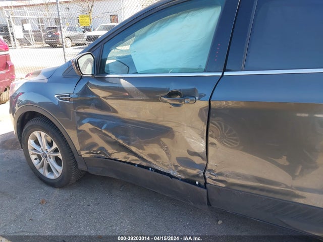 Ford ESCAPE SE 2019 1FMCU9GD1KUB54643 Image 6