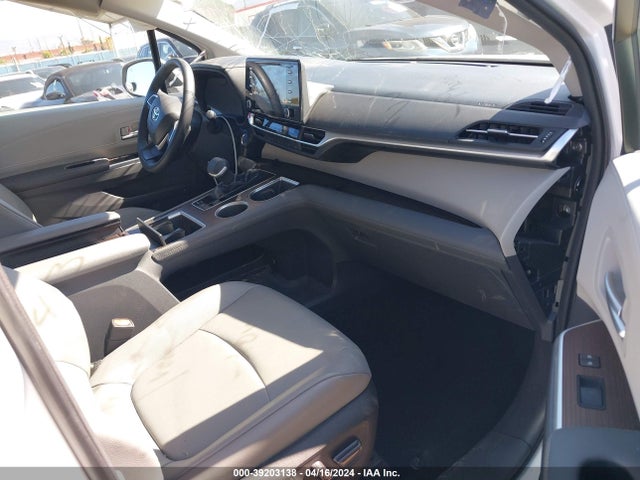 Toyota SIENNA XLE 2023 5TDYSKFC5PS076931 Image 5