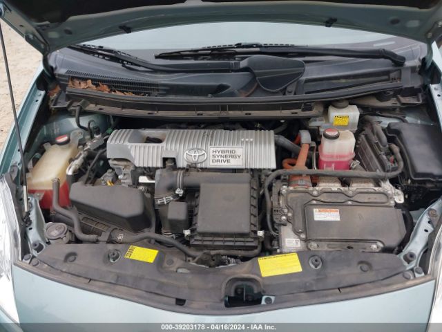 JTDKN3DU6E1827267 Toyota Prius Two