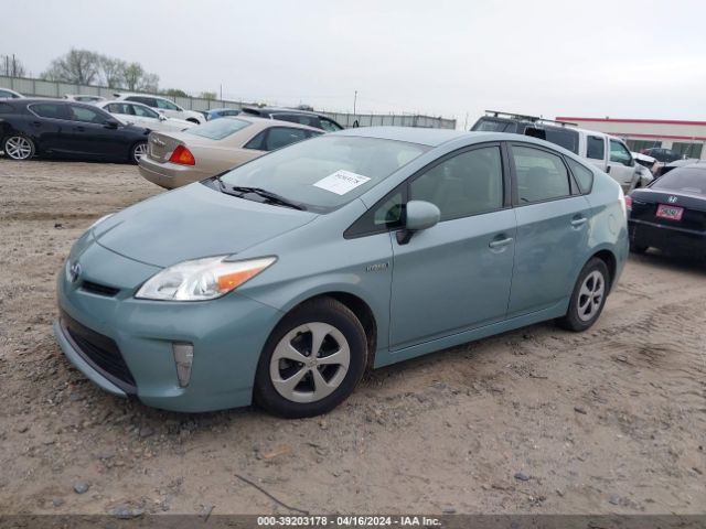 JTDKN3DU6E1827267 Toyota Prius Two