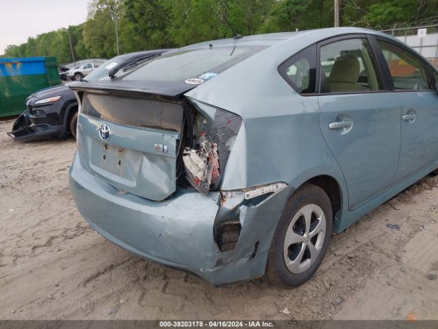 JTDKN3DU6E1827267 Toyota Prius Two