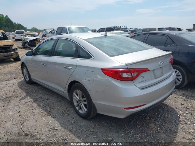 Hyundai SONATA ECO 2015 5NPE24AA7FH124955 Image 3