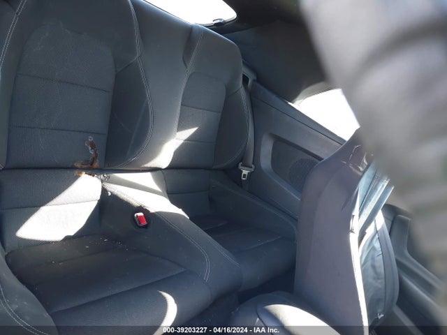 Продажа на аукционе авто 2015 Ford Mustang V6, vin: 1FATP8EM9F5377656, номер лота: 39203227