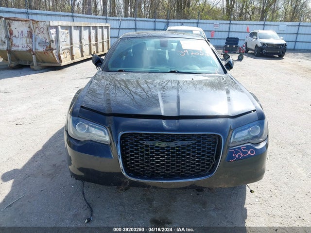 2016 Chrysler 300 300s მანქანა იყიდება აუქციონზე, vin: 2C3CCAGG9GH349407, აუქციონის ნომერი: 39203250
