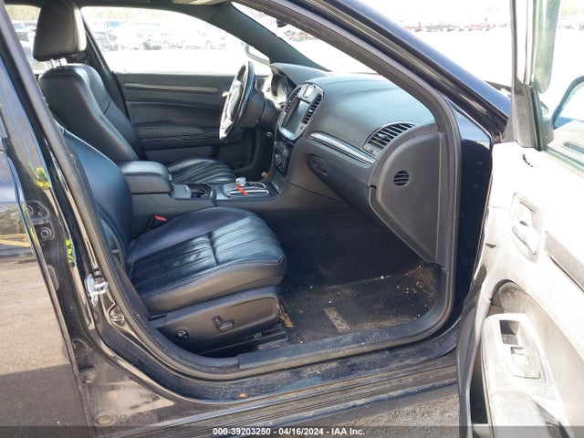 2016 Chrysler 300 300s მანქანა იყიდება აუქციონზე, vin: 2C3CCAGG9GH349407, აუქციონის ნომერი: 39203250