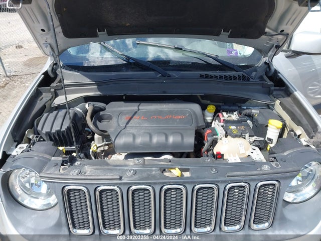 ZACCJBBT0FPB83786 Jeep Renegade Latitude