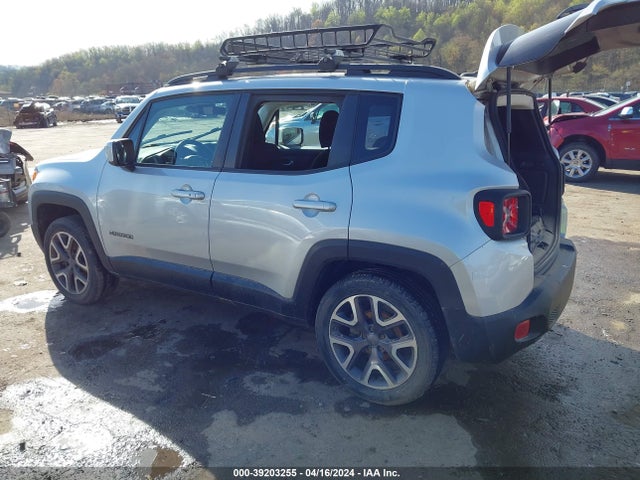ZACCJBBT0FPB83786 Jeep Renegade Latitude