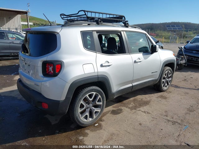 ZACCJBBT0FPB83786 Jeep Renegade Latitude