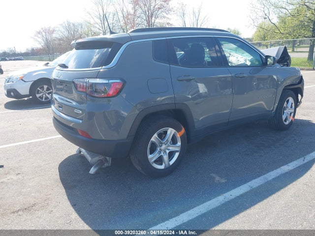 Jeep Compass Latitude 4x4 2023 3C4NJDBNXPT539998 Image 4