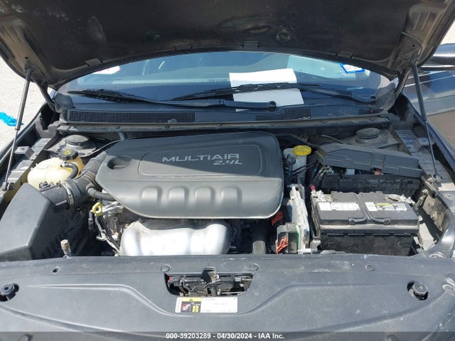 1C3CCCAB8GN168430 Chrysler 200 Limited Platinum