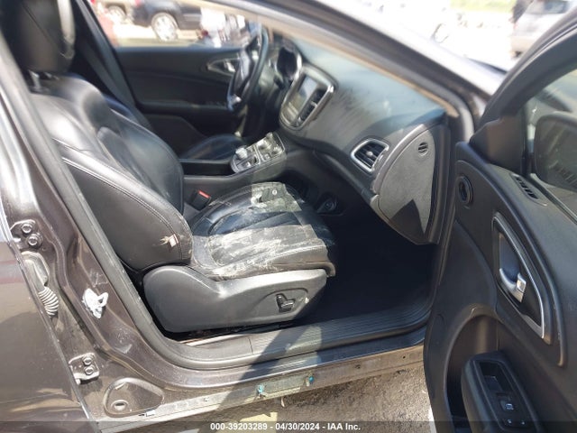 1C3CCCAB8GN168430 Chrysler 200 Limited Platinum