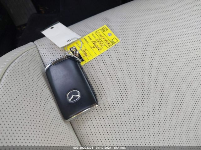 3MZBPAEMXLM134986 Mazda Mazda3 Premium Package