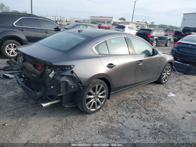 3MZBPAEMXLM134986 Mazda Mazda3 Premium Package