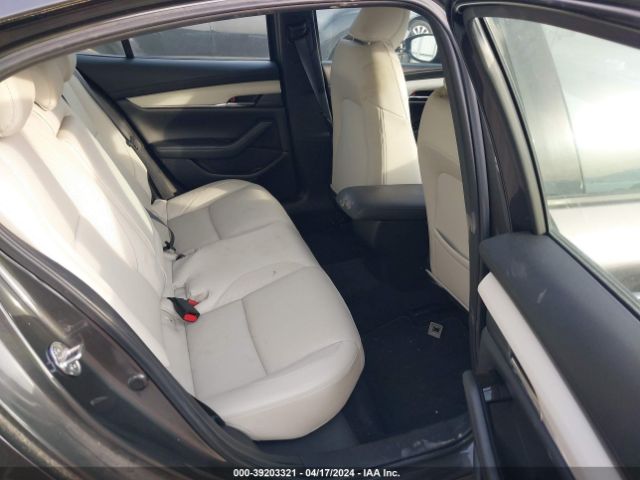 3MZBPAEMXLM134986 Mazda Mazda3 Premium Package