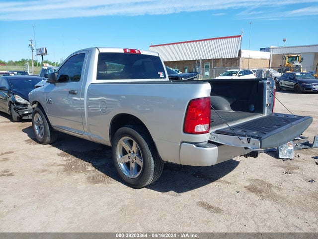 RAM 1500 Express 2016 3C6JR6AG2GG265637 Image 3