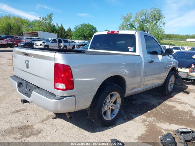RAM 1500 Express 2016 3C6JR6AG2GG265637 Image 4