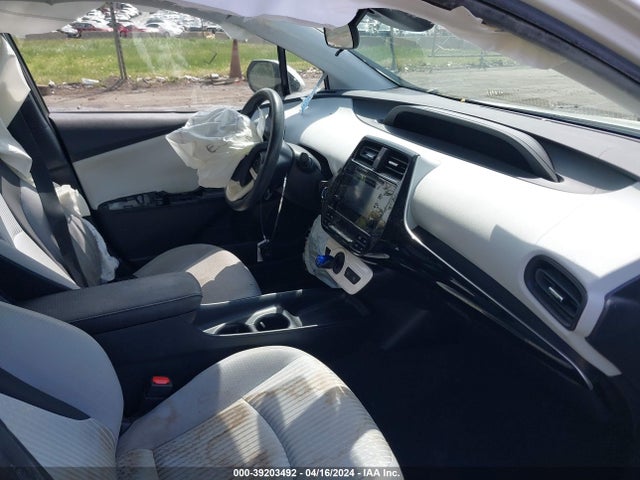 Toyota Prius Two Eco 2017 JTDKARFU0H3531150 Image 5