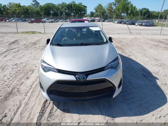Toyota COROLLA LE 2018 5YFBURHE6JP783477 Image 12