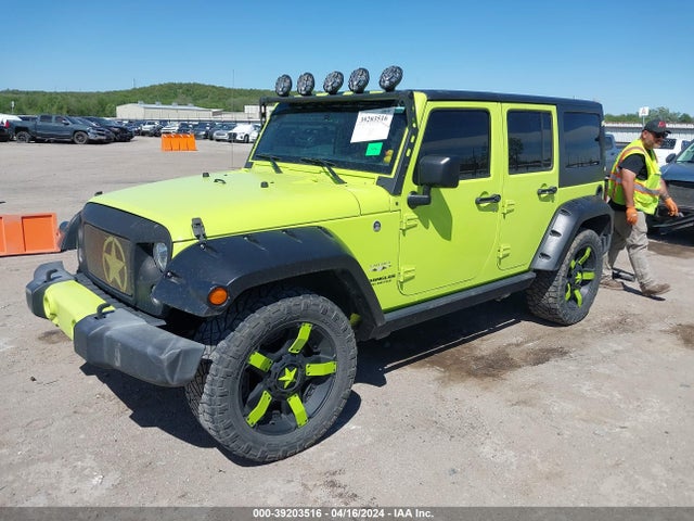 1C4BJWEG2HL513145 Jeep Wrangler Unlimited Sahara 4x4