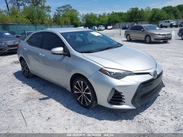 Toyota COROLLA SE 2017 5YFBURHE5HP625612 Image 1