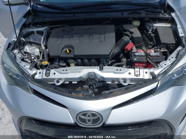 Toyota COROLLA SE 2017 5YFBURHE5HP625612 Image 10
