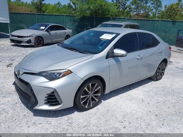 Toyota COROLLA SE 2017 5YFBURHE5HP625612 Image 2
