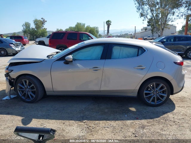 Mazda Mazda3 2.5 S Select 2023 JM1BPAKM8P1602613 Image 13